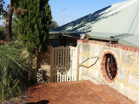 The Blacksmiths Cottage - Accommodation NSW 20