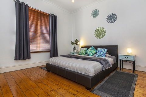 The Hub Fremantle - Accommodation NSW 4