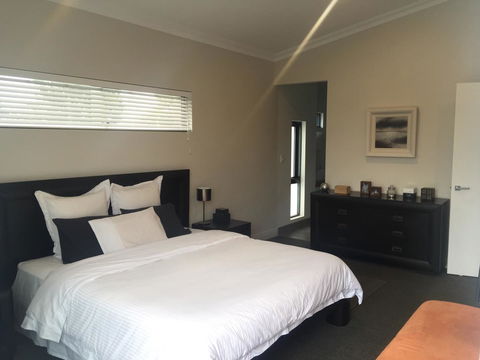 The Pool House - Fremantle - Accommodation NSW 19