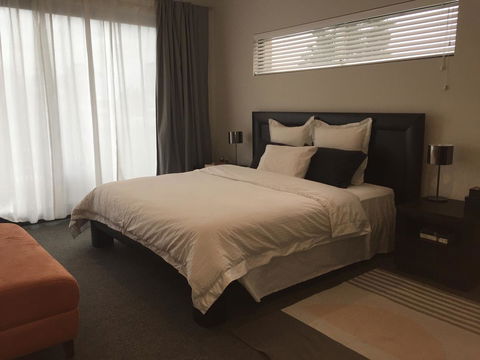 The Pool House - Fremantle - Accommodation NSW 11