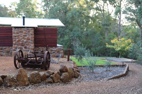 Nannup Bush Retreat - Accommodation NSW 25
