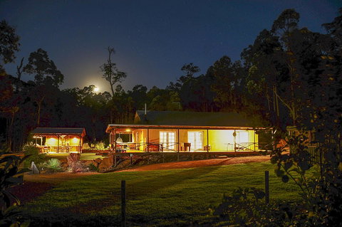 Nannup Bush Retreat - Accommodation NSW 8