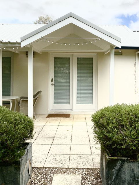 Whitesands Holiday Villas - Accommodation NSW 2