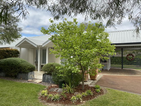 Whitesands Holiday Villas - Accommodation NSW 1
