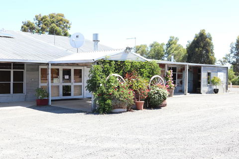 Kendenup Cottages And Lodge - Accommodation NSW 33