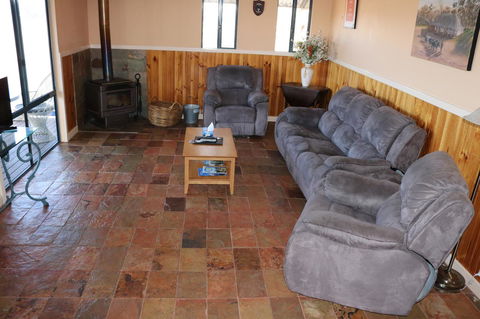 Kendenup Cottages And Lodge - Accommodation NSW 14