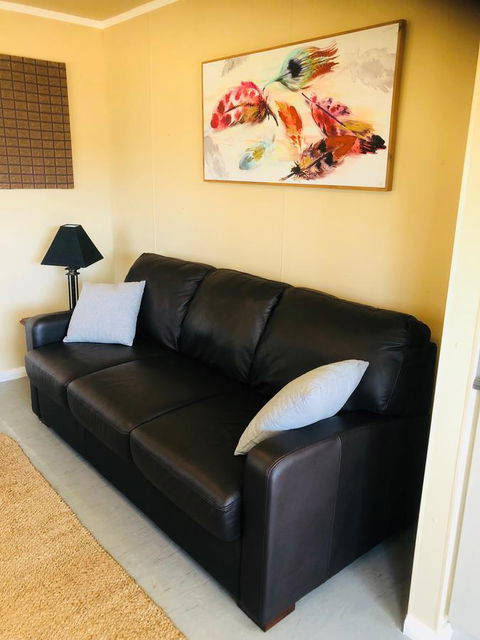 Kendenup Cottages And Lodge - Accommodation NSW 8