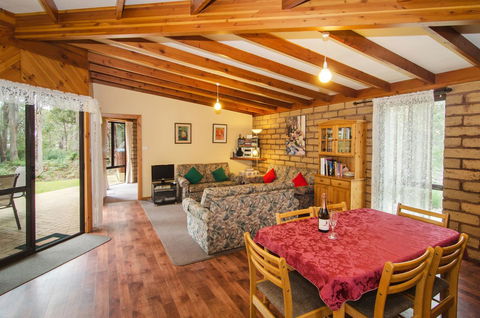 Yelverton Brook Conservation Sanctuary - Accommodation NSW 29