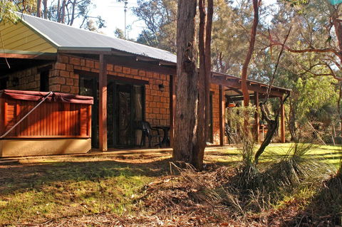 Yelverton Brook Conservation Sanctuary - Accommodation NSW 8