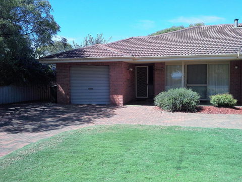 Busselton Beachfront - Accommodation NSW 3