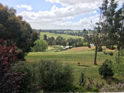 Tegwan's Nest Holiday Home - Accommodation NSW 10