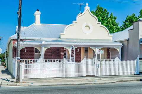 South Beach Bed & Breakfast - Accommodation NSW 3