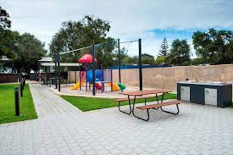 Beach Retreat - Busselton - Accommodation NSW 11