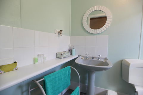 Jacaranda Guest House - Accommodation NSW 9