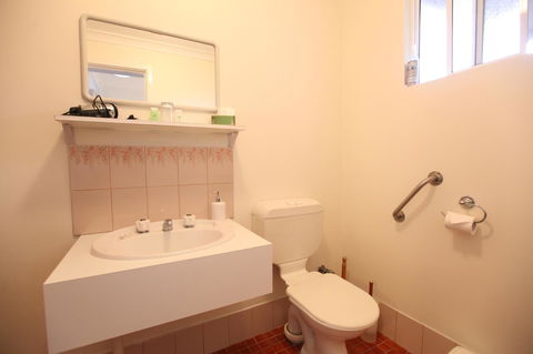 Jacaranda Guest House - Accommodation NSW 20