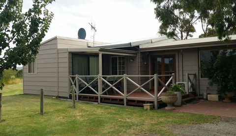 Chalets On Frenchman - Accommodation NSW 19