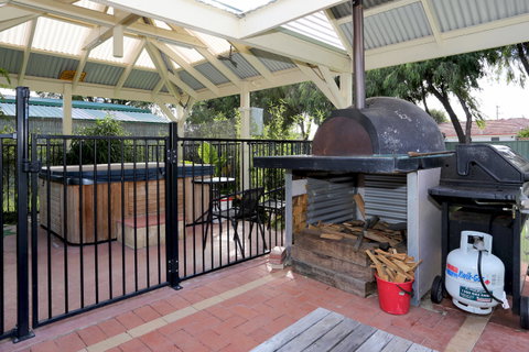 Busselton Guest House - Accommodation NSW 38