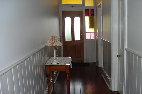 Bluebird Cottage - Accommodation NSW 13