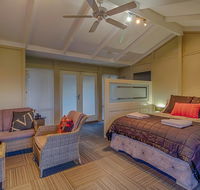 Windfall Estate Vineyard Cottage - Accommodation NSW