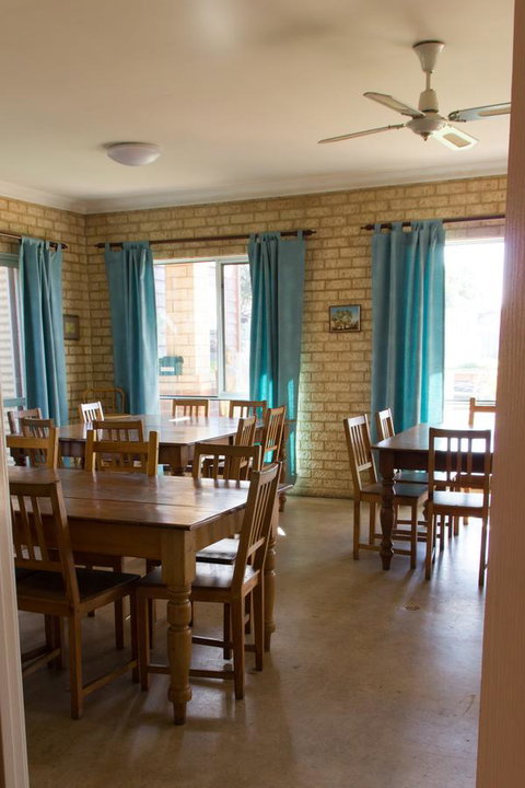 Baywatch Retreat Augusta - Accommodation NSW 24