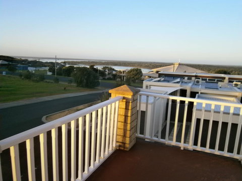 Baywatch Retreat Augusta - Accommodation NSW 31
