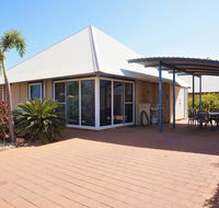 Osprey Holiday Village Unit 122/2 Bedroom - Perfectly neat and tidy apartment - Accommodation NSW