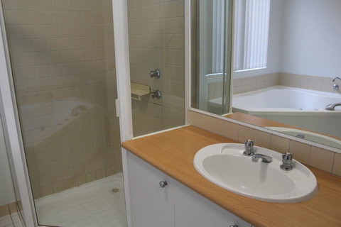 Mandurah Ocean Marina Chalets - Accommodation NSW 25