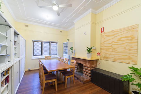 MyOZexp Aberdeen Lodge - Accommodation NSW 12