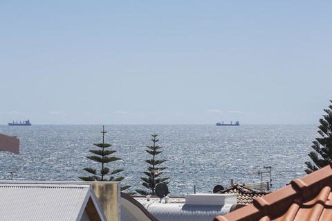 Cottesloe Marine Apartment - Executive Escapes - Accommodation NSW 16