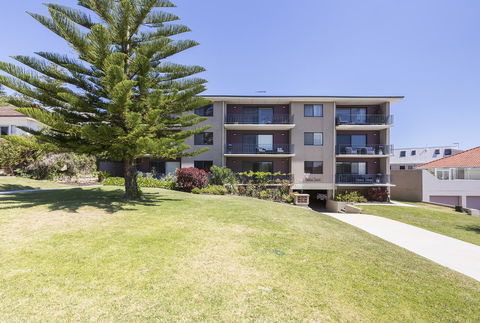 Cottesloe Marine Apartment - Executive Escapes - Accommodation NSW 18