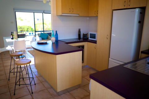 Cottesloe Marine Apartment - Executive Escapes - Accommodation NSW 11