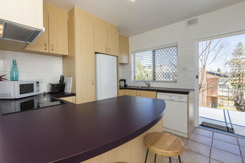 Cottesloe Marine Apartment - Executive Escapes - Accommodation NSW 9