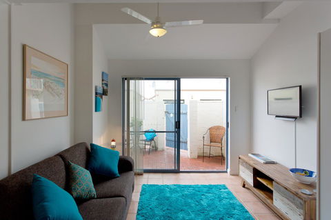 Life's A Beach! Fremantle - Accommodation NSW 4