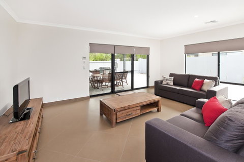 Ocean Walk Abbey Beach - Accommodation NSW 2
