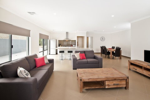 Ocean Walk Abbey Beach - Accommodation NSW 4
