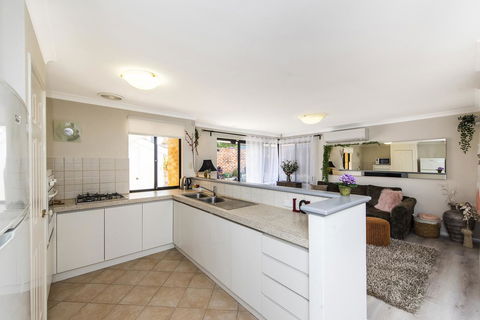 Scarborough Villa On Duke - Accommodation NSW 17