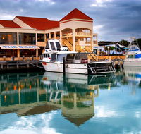The Marina Hotel - Mindarie - Accommodation NSW