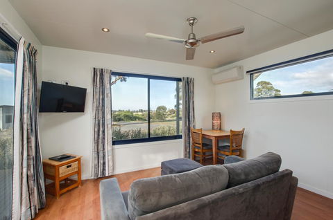 Swansea Beach Chalets - Accommodation NSW 8