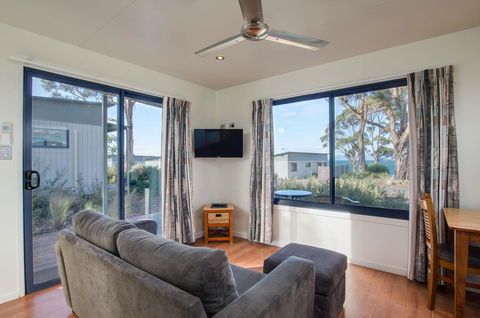 Swansea Beach Chalets - Accommodation NSW 18