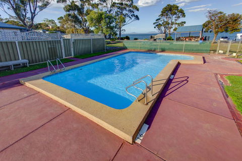 Swansea Beach Chalets - Accommodation NSW 4