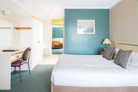 Comfort Inn Devonport - Accommodation NSW 18