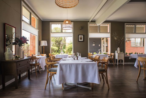 Comfort Inn Devonport - Accommodation NSW 12