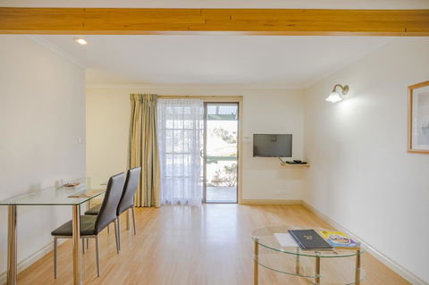 Queechy Motel - Accommodation NSW 17