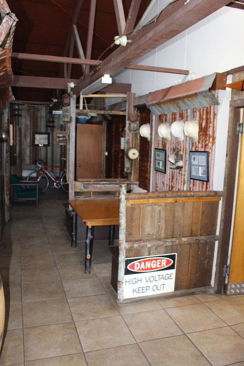 Tullah Lakeside Lodge - Accommodation NSW 11