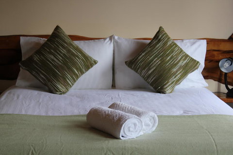 Tullah Lakeside Lodge - Accommodation NSW 18