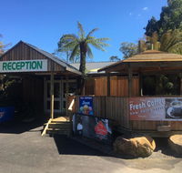 Tullah Lakeside Lodge - Accommodation NSW
