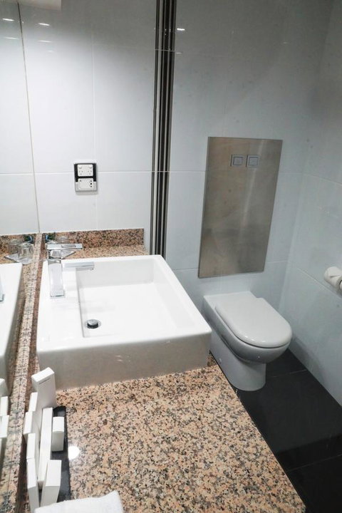 Hotel Grand Chancellor Launceston - Accommodation NSW 35
