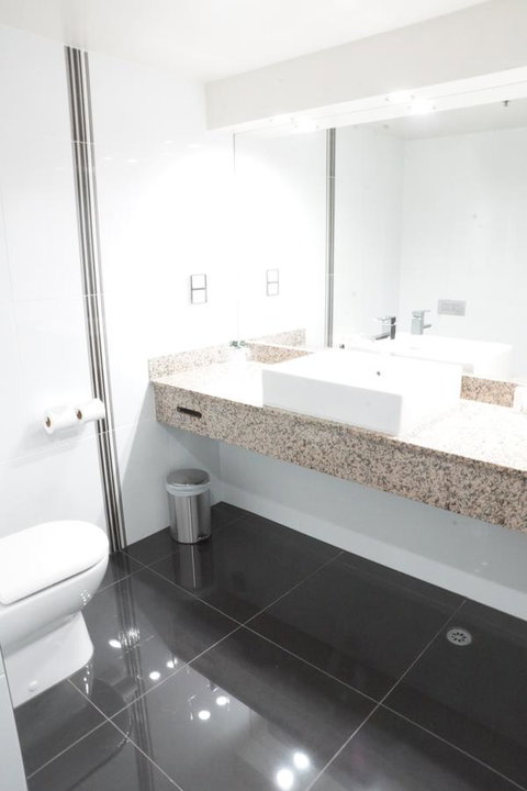 Hotel Grand Chancellor Launceston - Accommodation NSW 24
