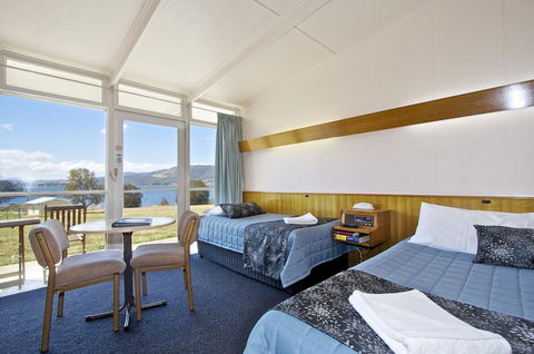 Riverfront Motel & Villas - Accommodation NSW 13