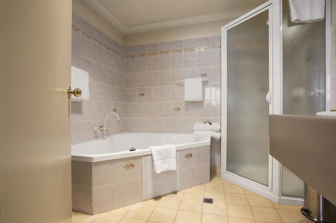 Hadley\'s Orient Hotel - Accommodation NSW 19